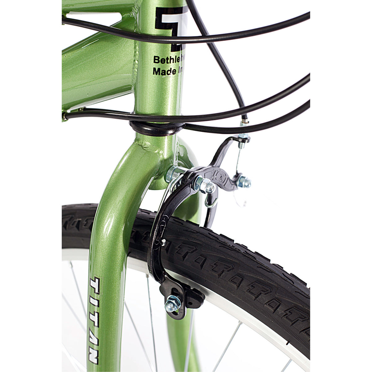 Titan Wildcat Women’s Mountain Bike – 18-Speed, Green & Black Frame